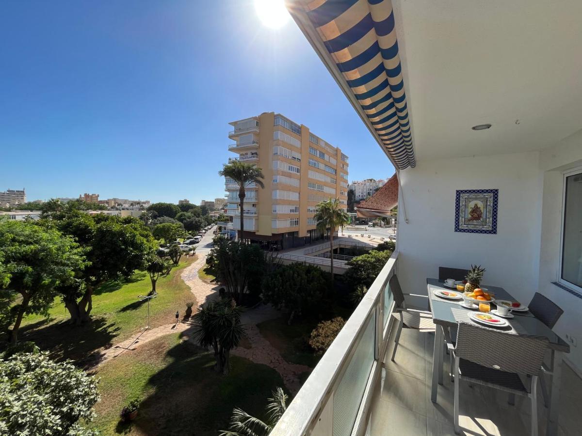 Weforyou Sunset Carihuela Torremolinos Exterior photo